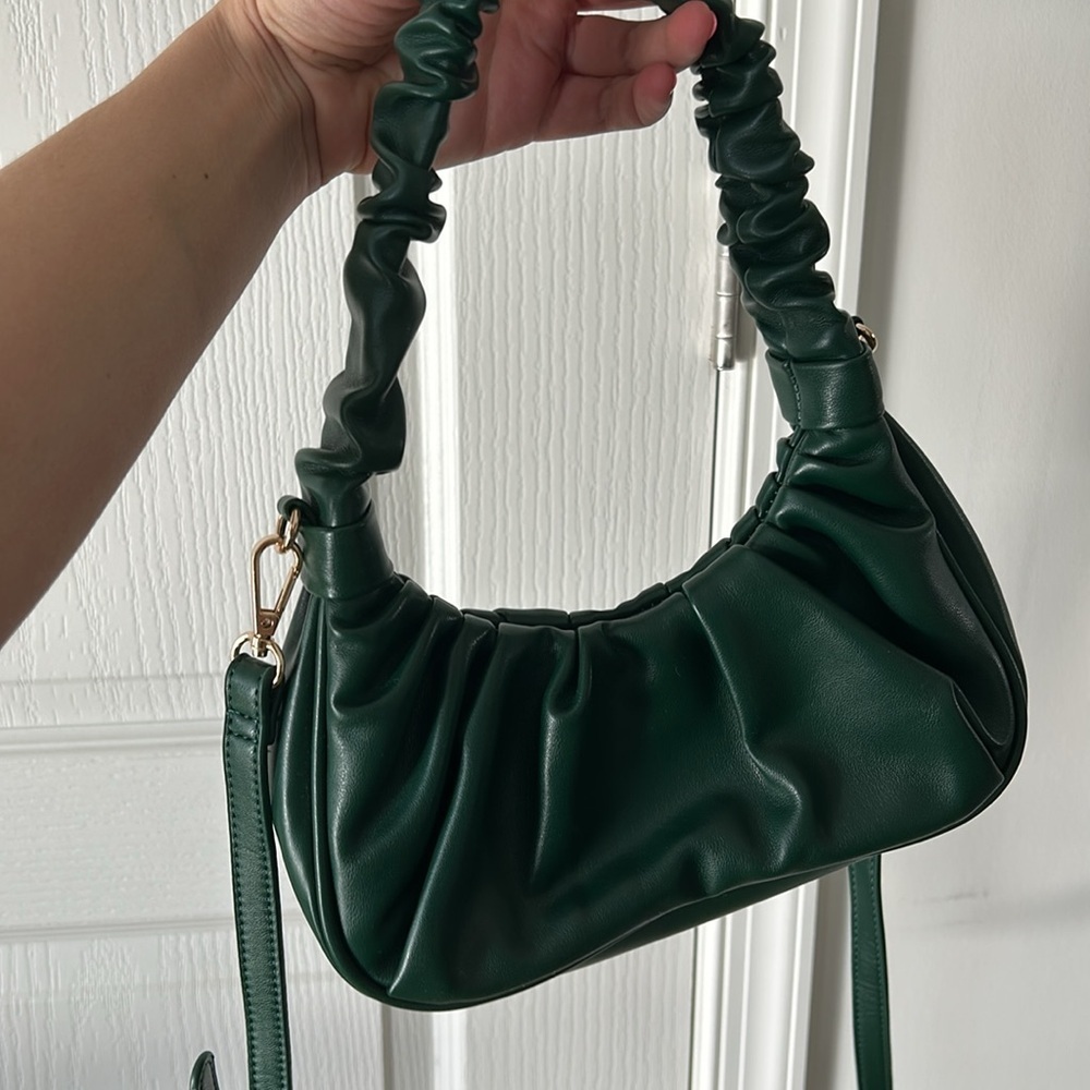Urban Expressions green patent leather bag - Picture 3 of 4